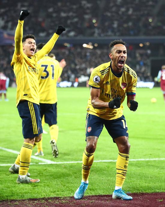 L'esprit altruiste du football de Pierre Emerick Aubameyang